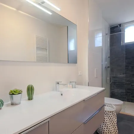 Apartment Florence- Giacomini 4 Bedroom Florence