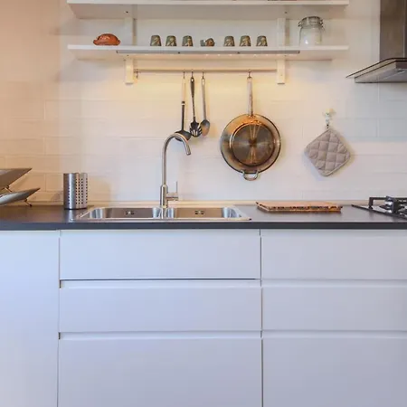 Florence- Giacomini 4 Bedroom Apartment