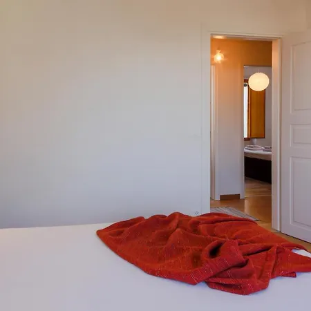 Florence- Giacomini 4 Bedroom Apartment *