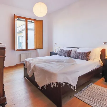 Florence- Giacomini 4 Bedroom Apartment